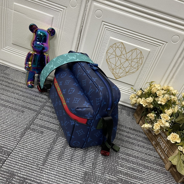 ルイヴィトンバッグ背面デザイン